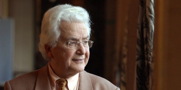 Arkoun: Menghidupkan Kembali Teks Alquran