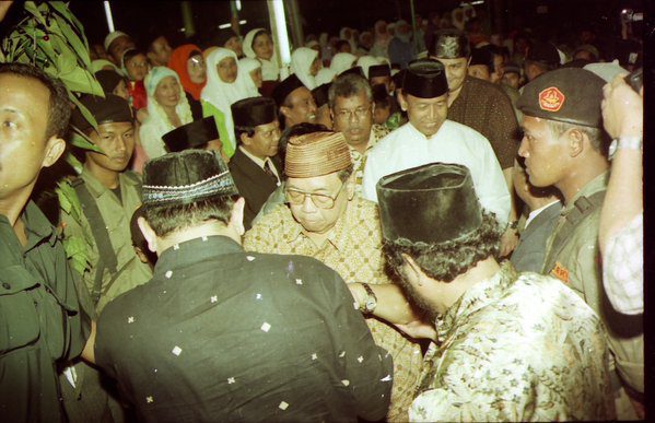 Nostalgia di Kauman: Kisah Gus Dur Berguru ke Ulama Muhammadiyah