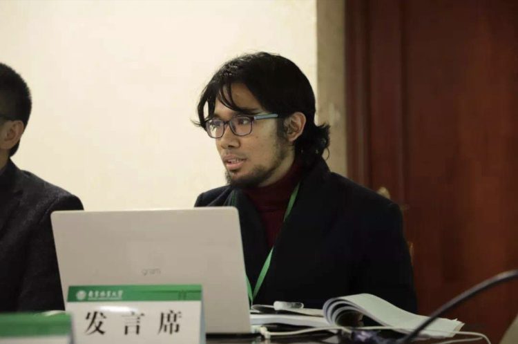 Kisah Perilaku Elite Zhengfu di Kampung Hongbai