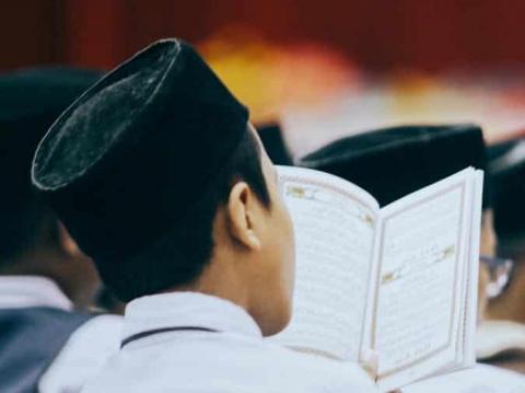 teks khutbah jumat singkat quran