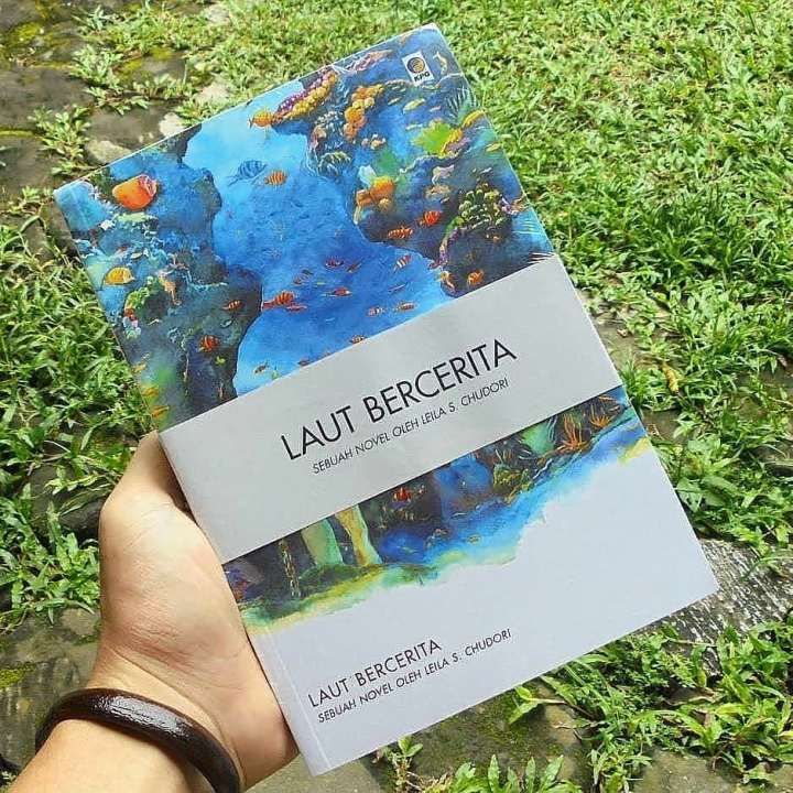 Laut Bercerita