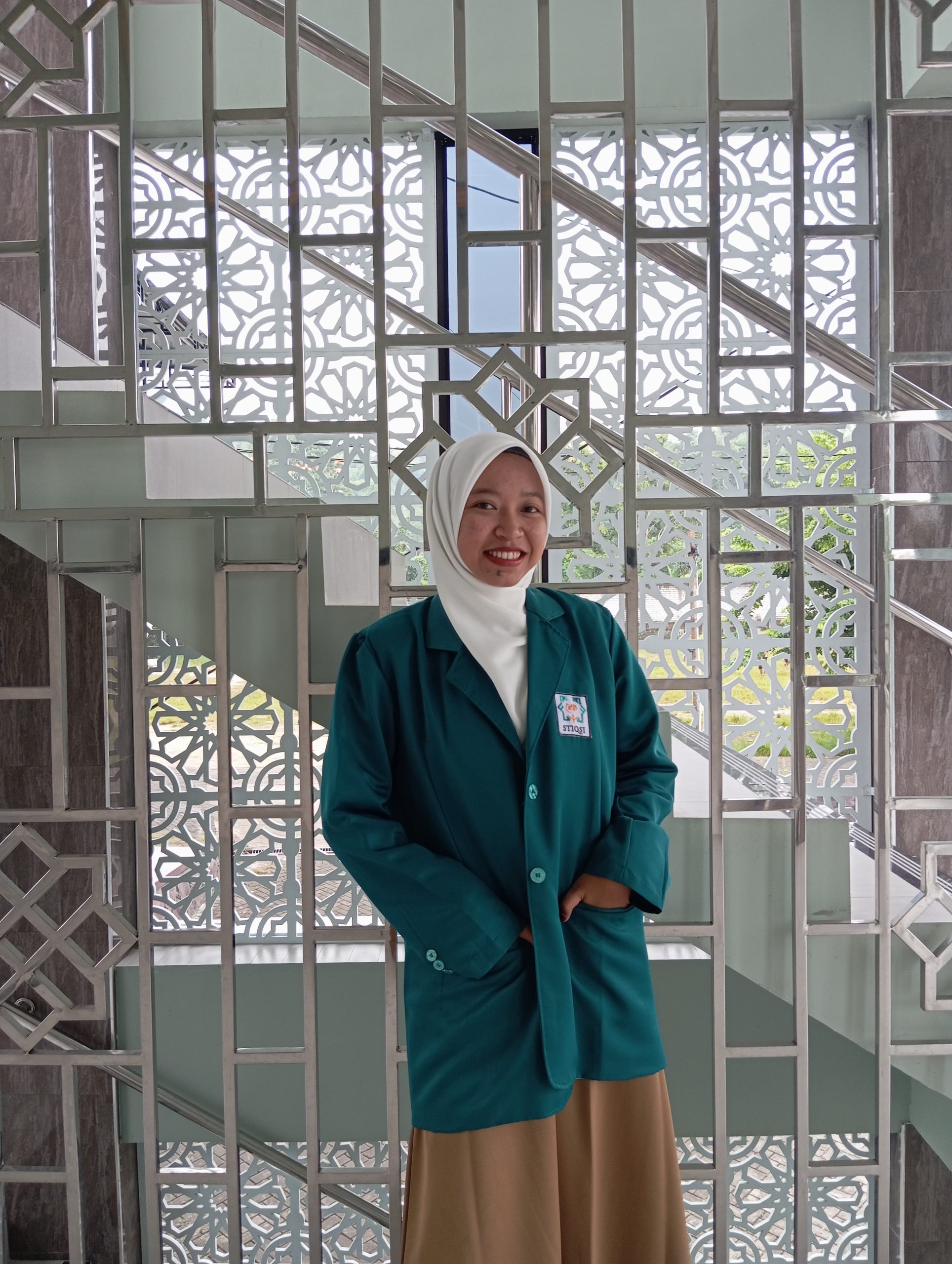 Ratna Dewi Kumalasari