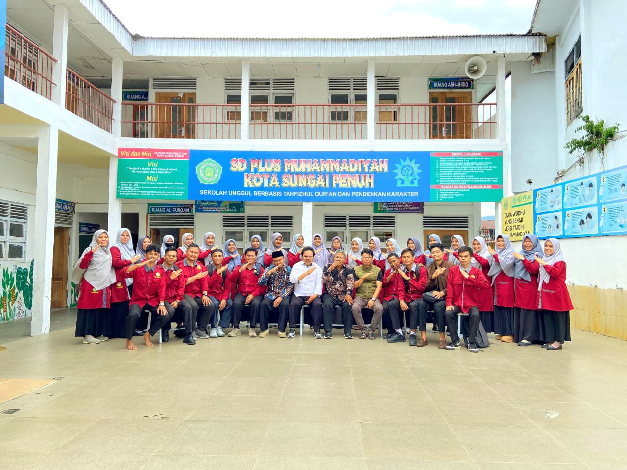 Gelorakan Semangat Pendidikan Unggul, SD dan SMP Plus Muhammadiyah Sungai Penuh Gelar Seminar Pendidikan - MuhammadiyahNews.com
